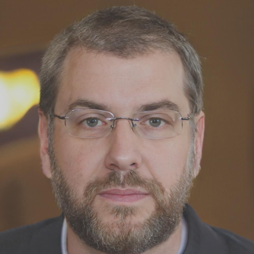 Portrait professionnel de Maxence Durocher, conseiller senior